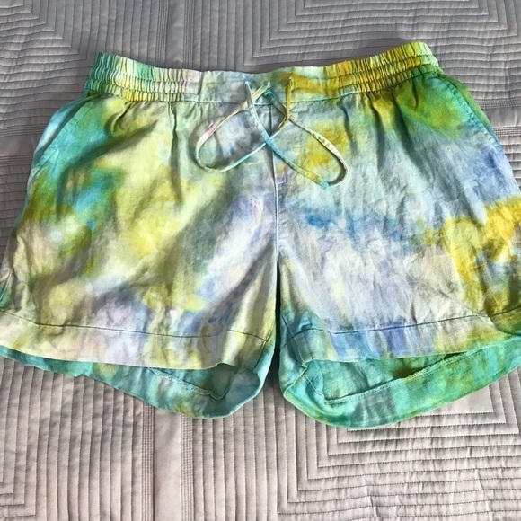 Hand tie dyed shorts rayon linen L ocean colors green blue yellow - Picture 2 of 10